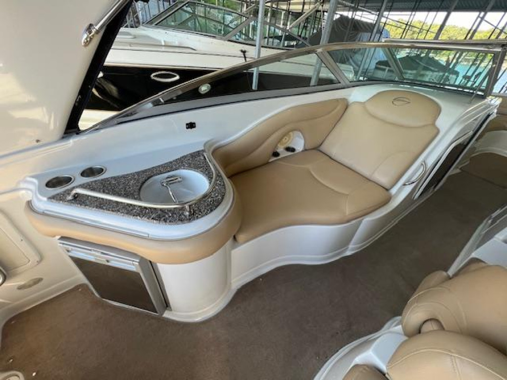 Crownline 325 SS Bowrider