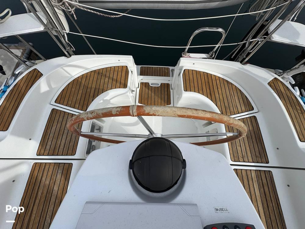 Jeanneau Sun Odyssey 37