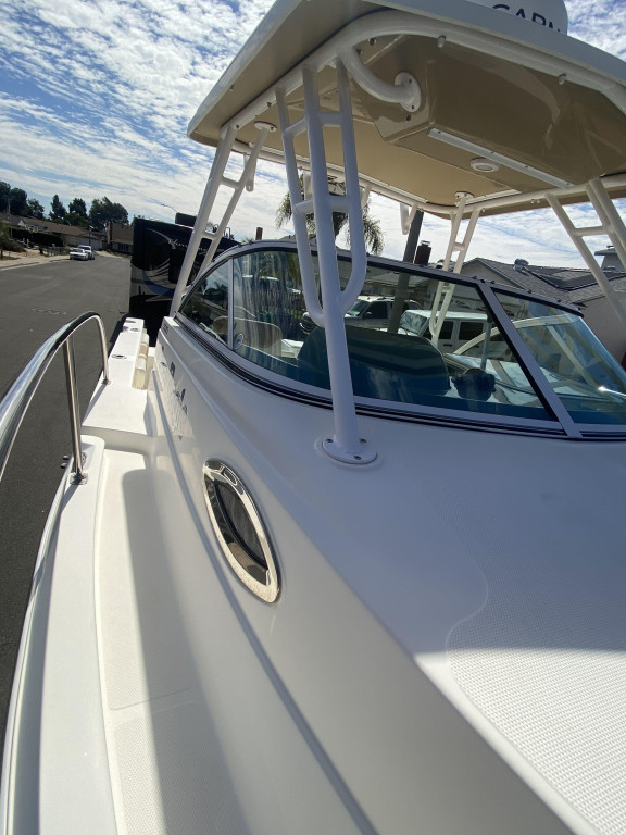 Seaswirl Striper 230 Walkaround