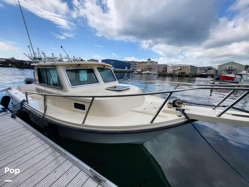 Parker 2320 SL Sport Cabin