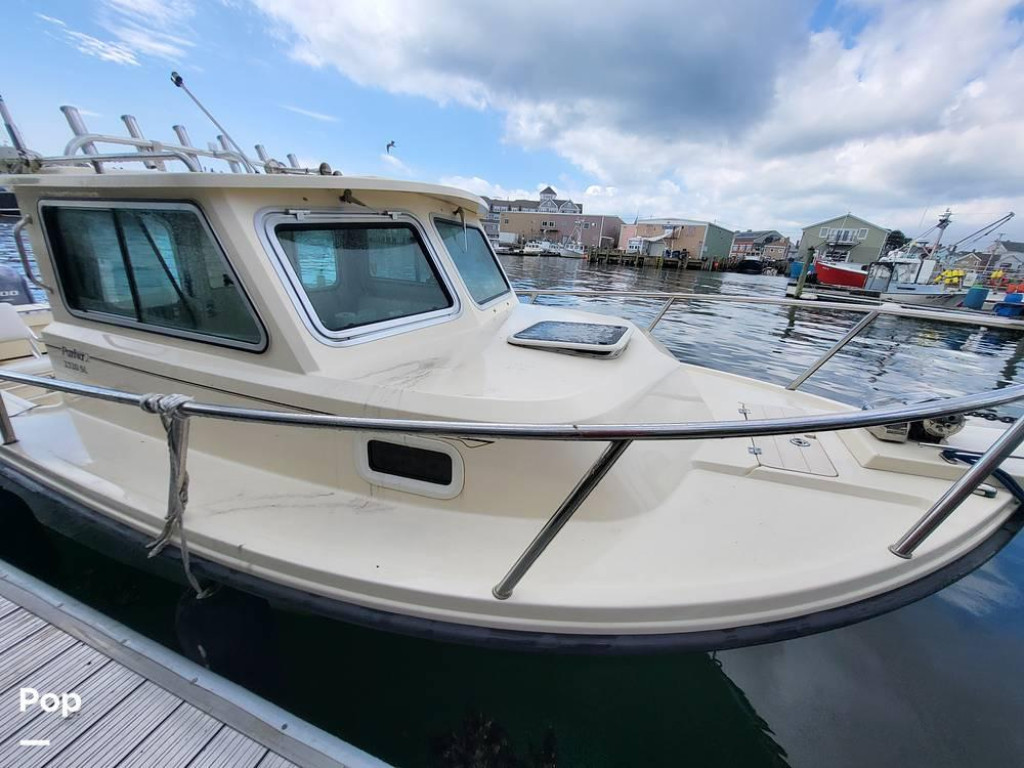 Parker 2320 SL Sport Cabin