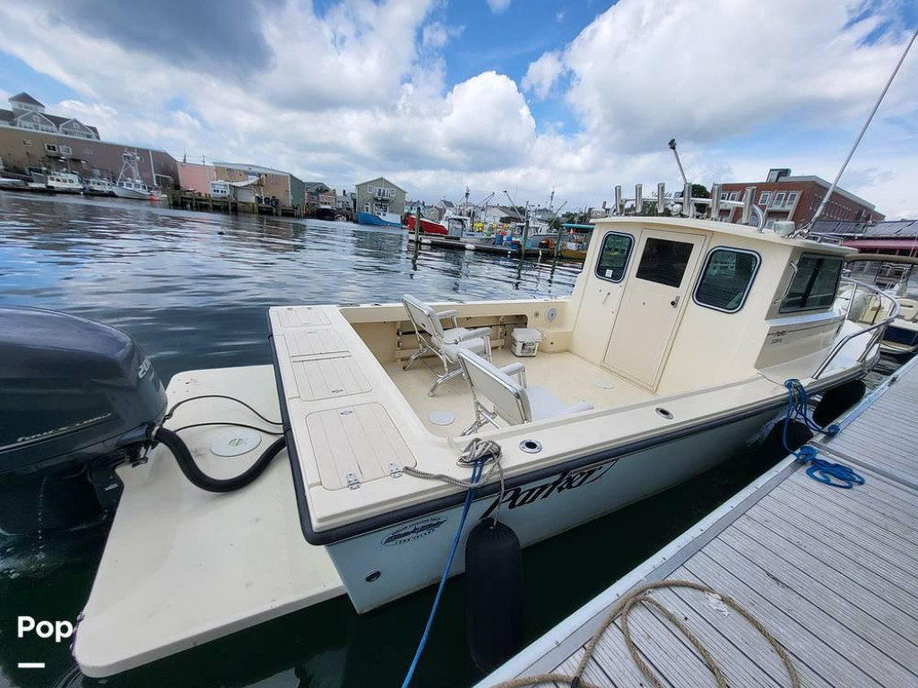 Parker 2320 SL Sport Cabin