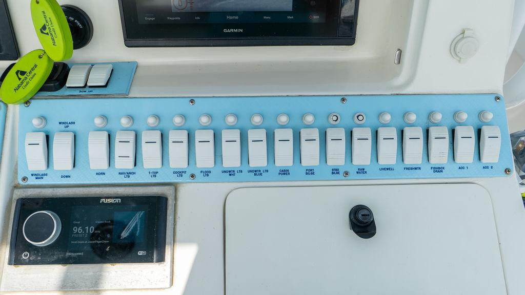 Fountain 38TE Cuddy Cabin