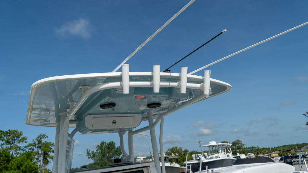 Fountain 38TE Cuddy Cabin