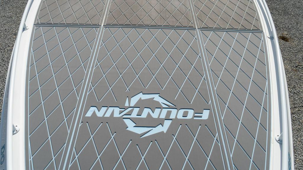 Fountain 38TE Cuddy Cabin