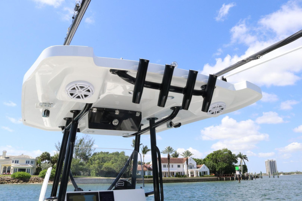 Blackfin 252 CC