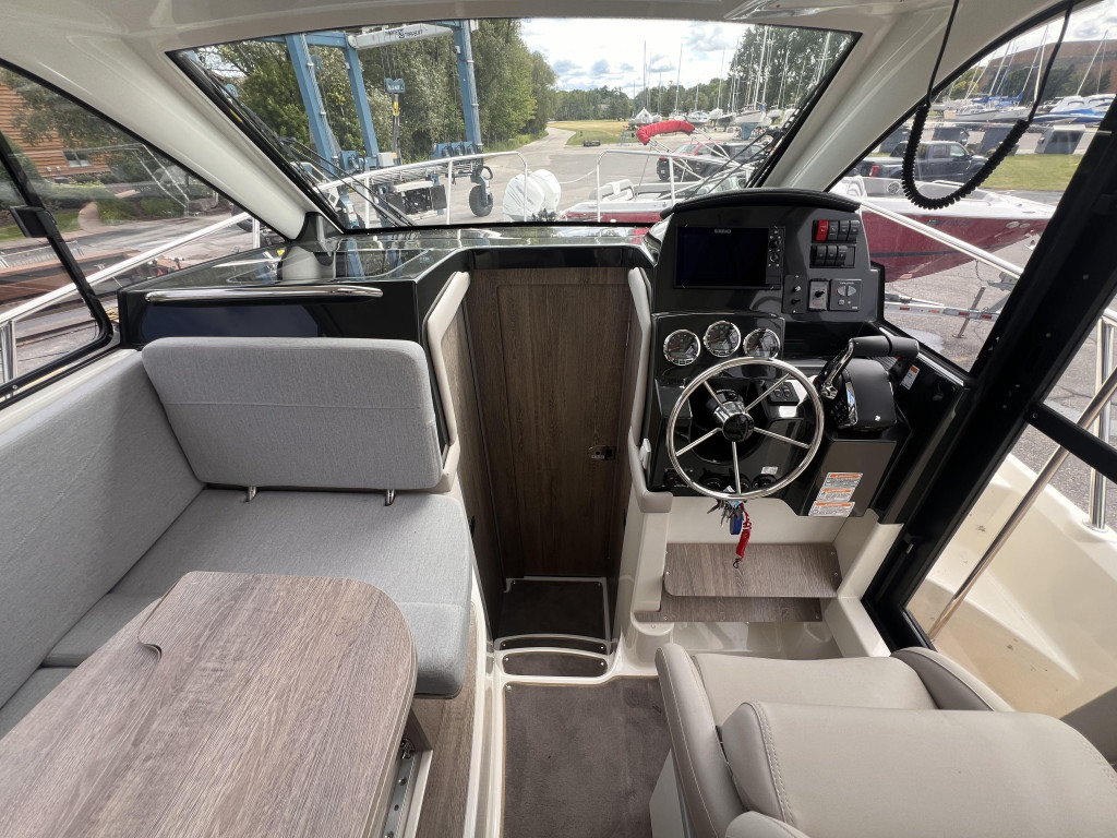 Trophy T29 Explorer OB