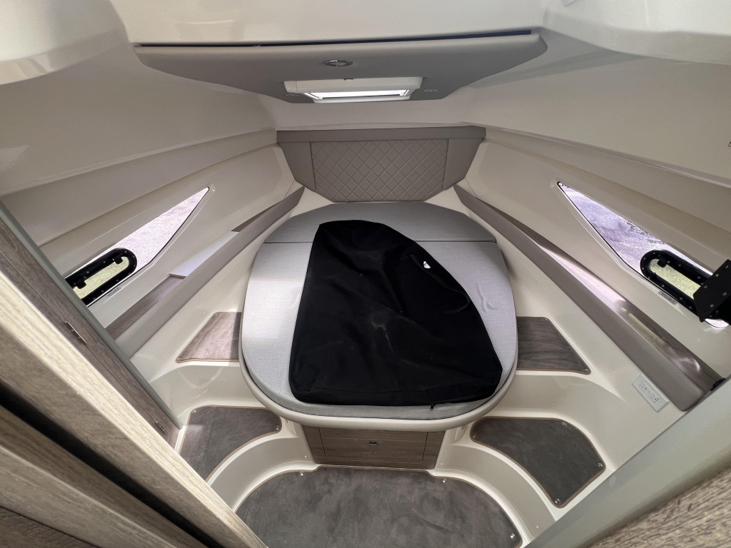 Trophy T29 Explorer OB