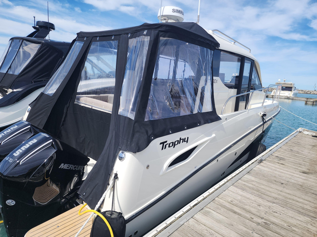 Trophy T29 Explorer OB