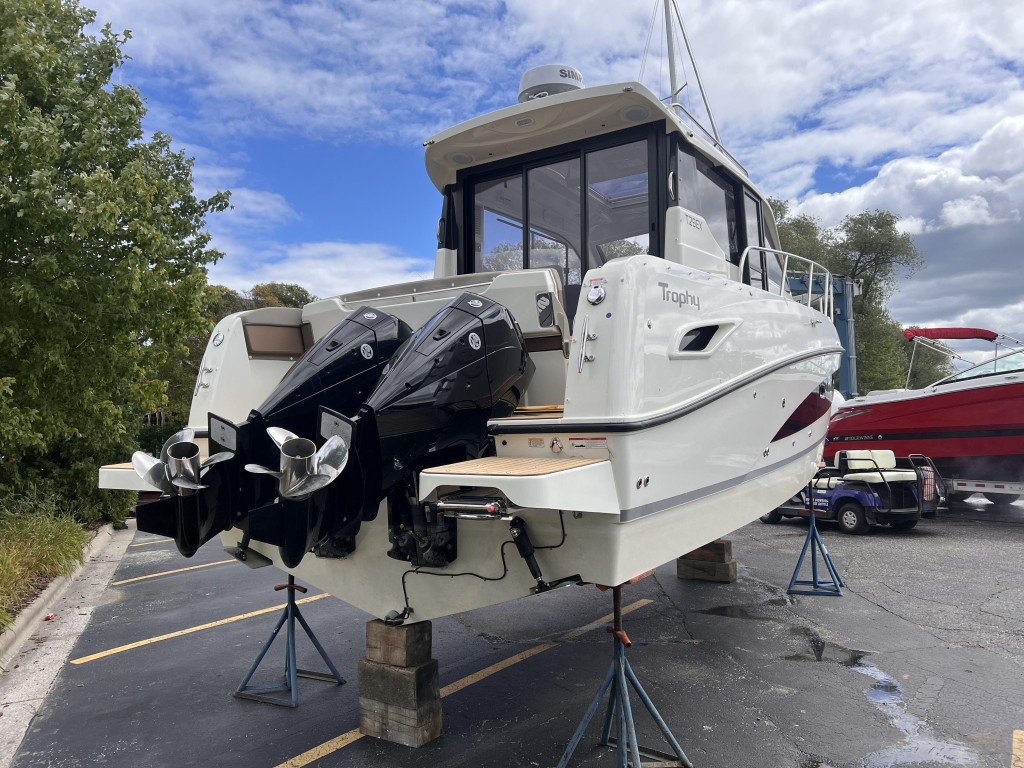 Trophy T29 Explorer OB