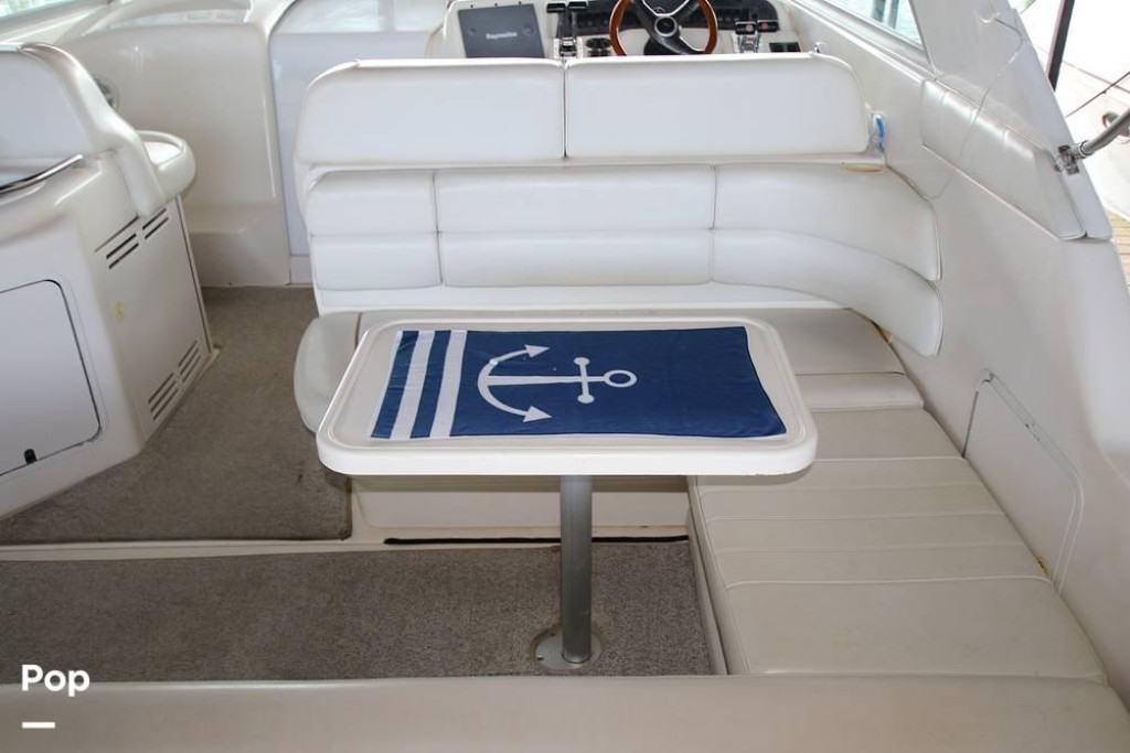 Sea Ray 330 Sundancer