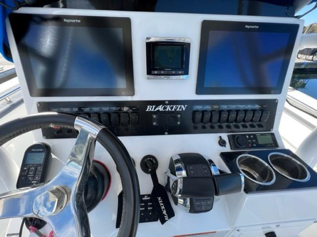 Blackfin 242 CC