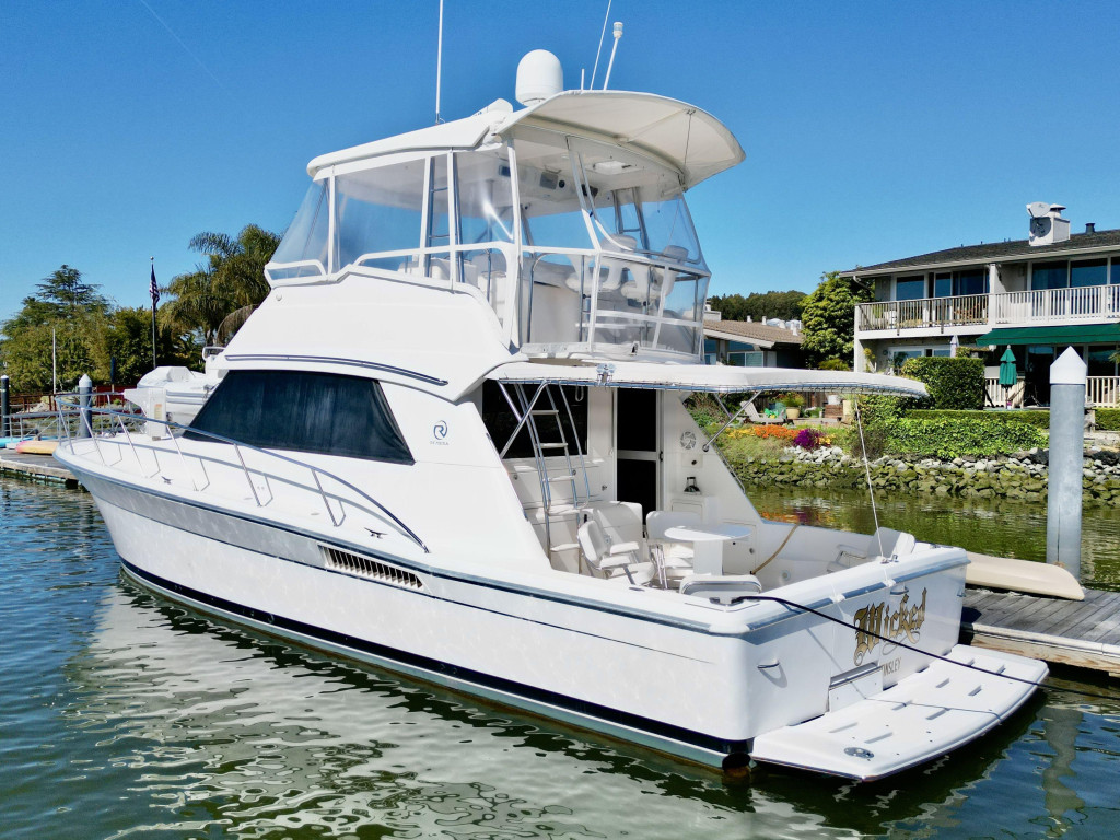 Riviera 43 Convertible