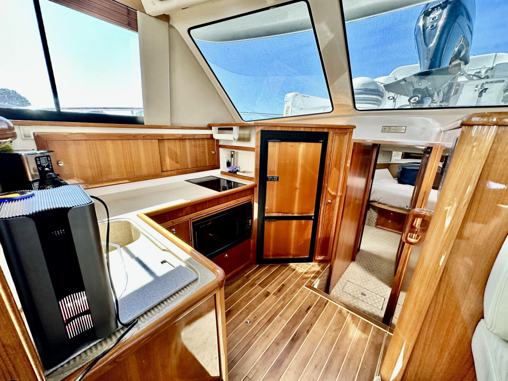 Riviera 43 Convertible