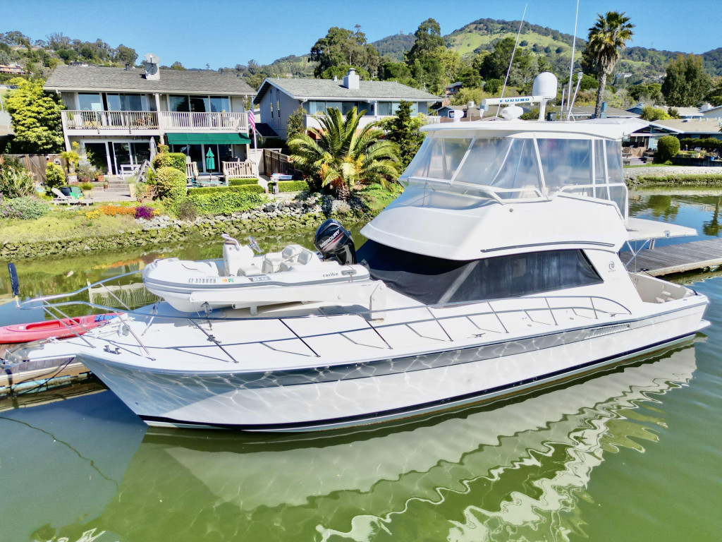 Riviera 43 Convertible