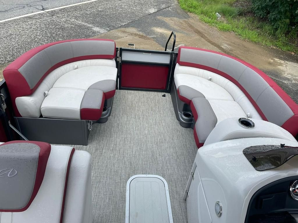 Avalon Catalina Rear Fish 23 FT