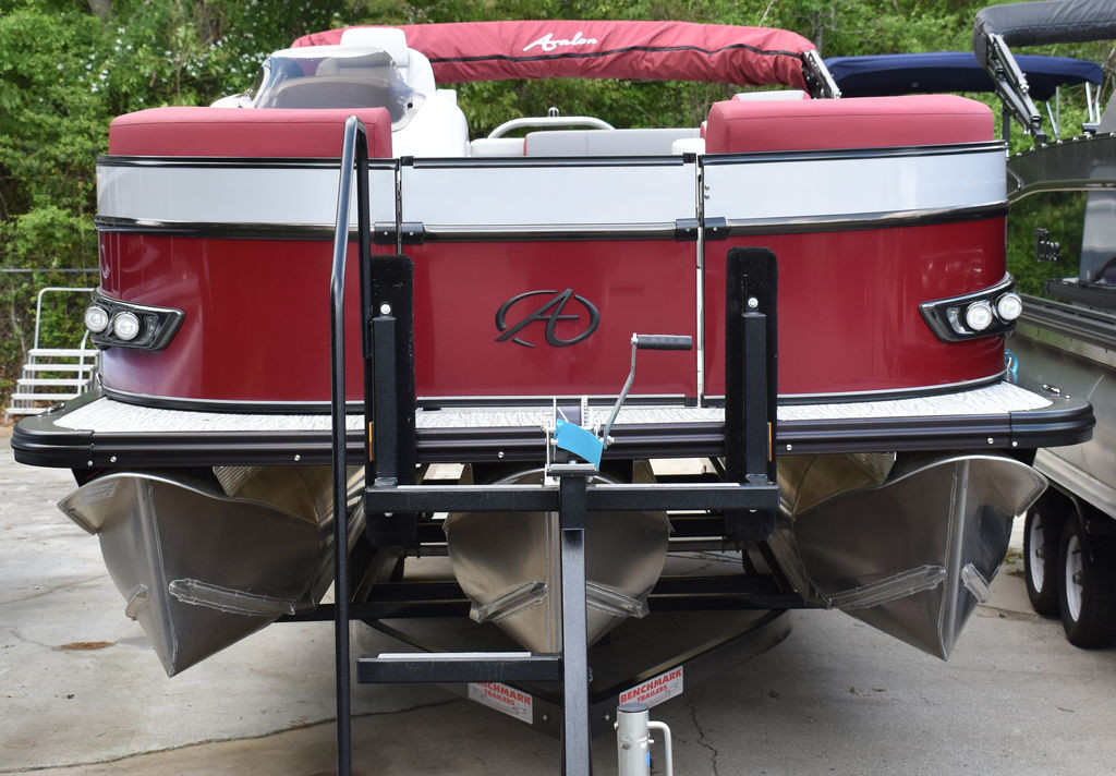 Avalon Catalina Rear Fish 23 FT