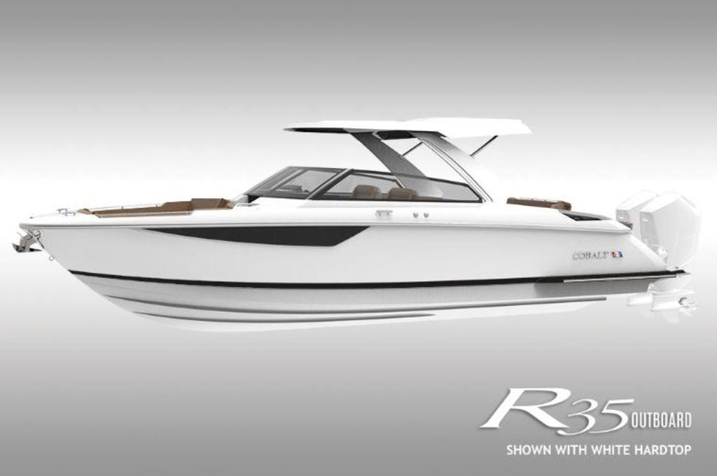 Cobalt R35 Twin Outboard