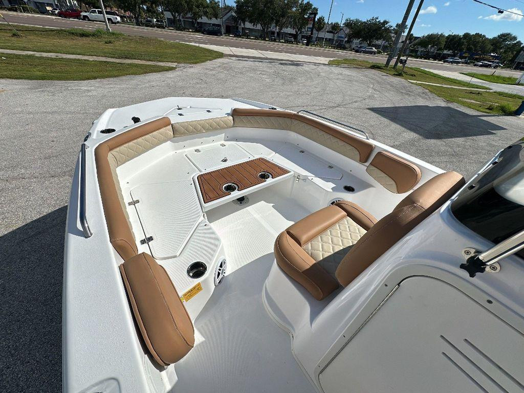 Nautic Star 211 Hybrid