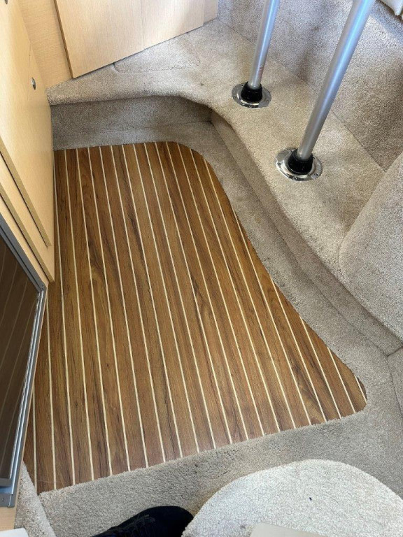 Bayliner 335 Cruiser