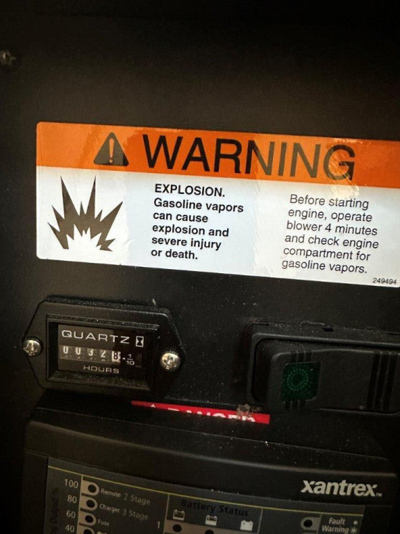 Bayliner 335 Cruiser