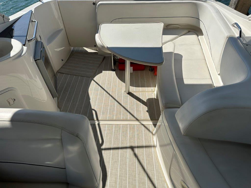 Bayliner 335 Cruiser