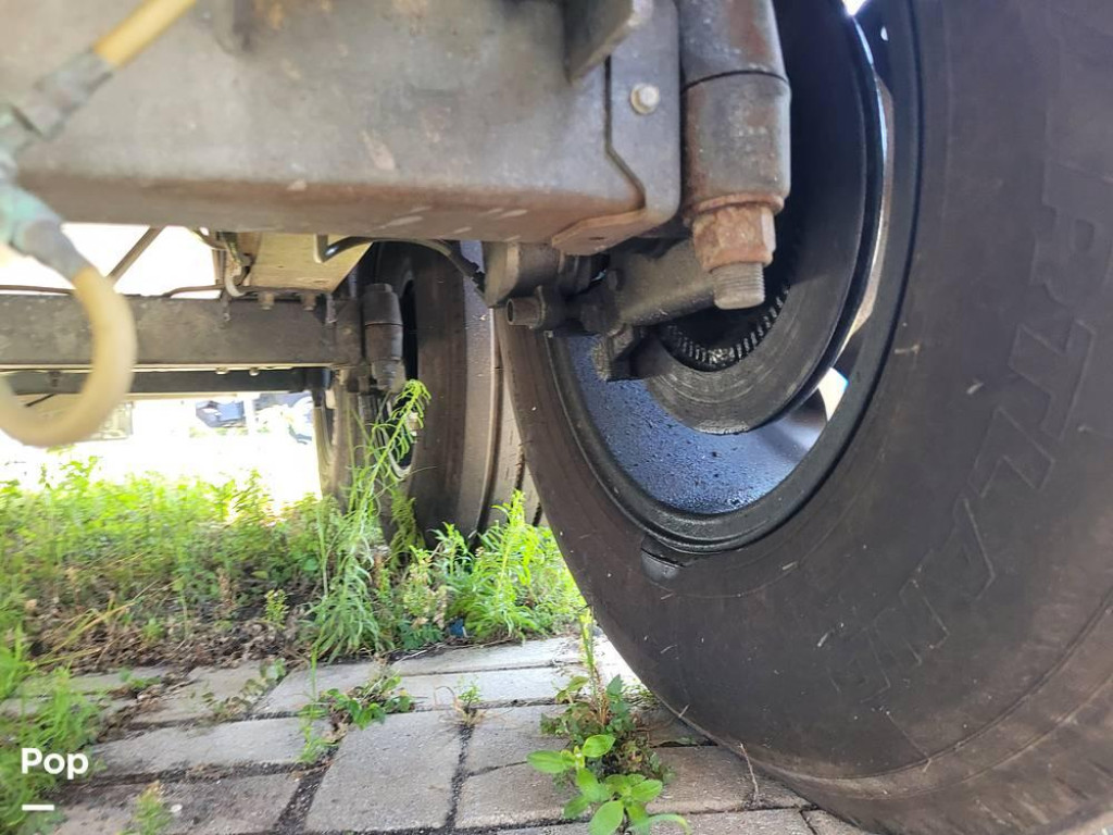 Cigarette 35 Cafe Racer