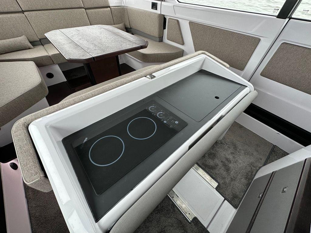 Axopar 45 XC Cross Cabin