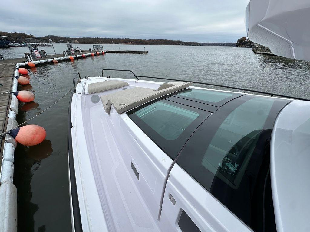 Axopar 45 XC Cross Cabin