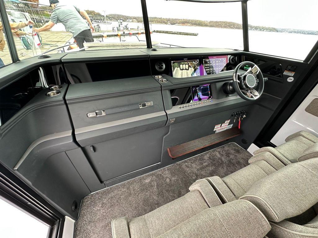 Axopar 45 XC Cross Cabin