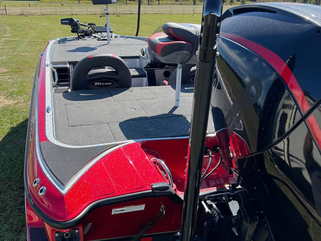 Triton 20 TRX Patriot