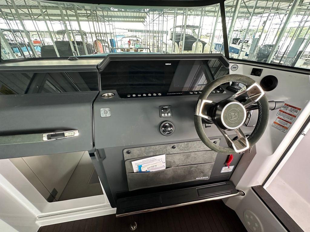 Axopar 37 XC Cross Cabin