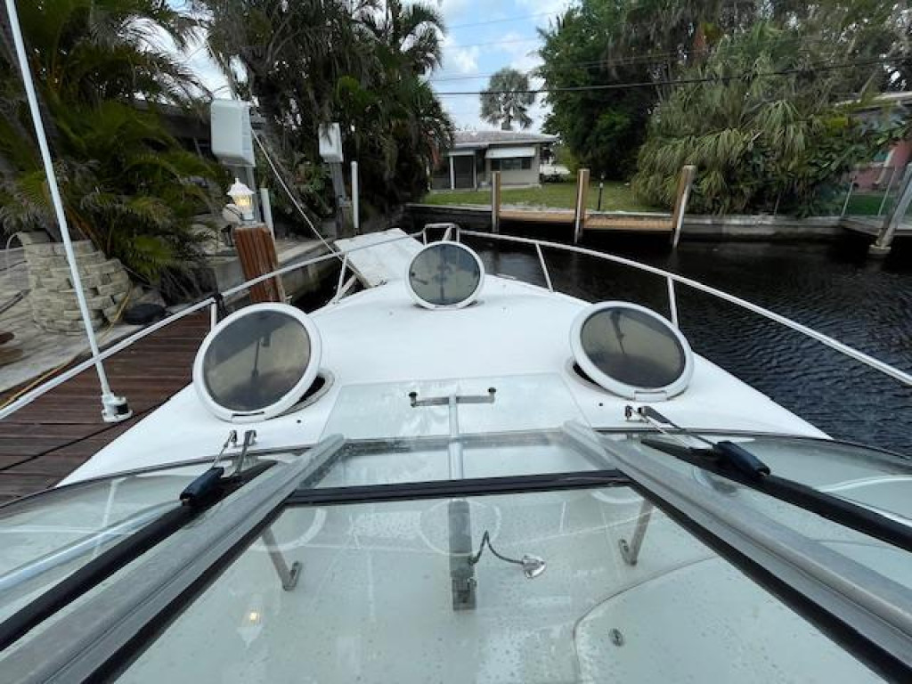 Century 3200 Offshore