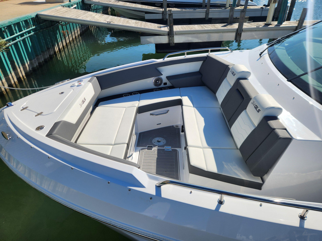 Cruisers 34 GLS OB