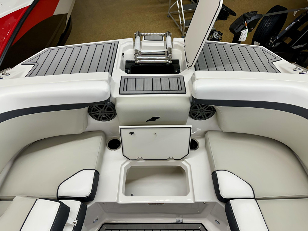 Starcraft 231 SVX OB