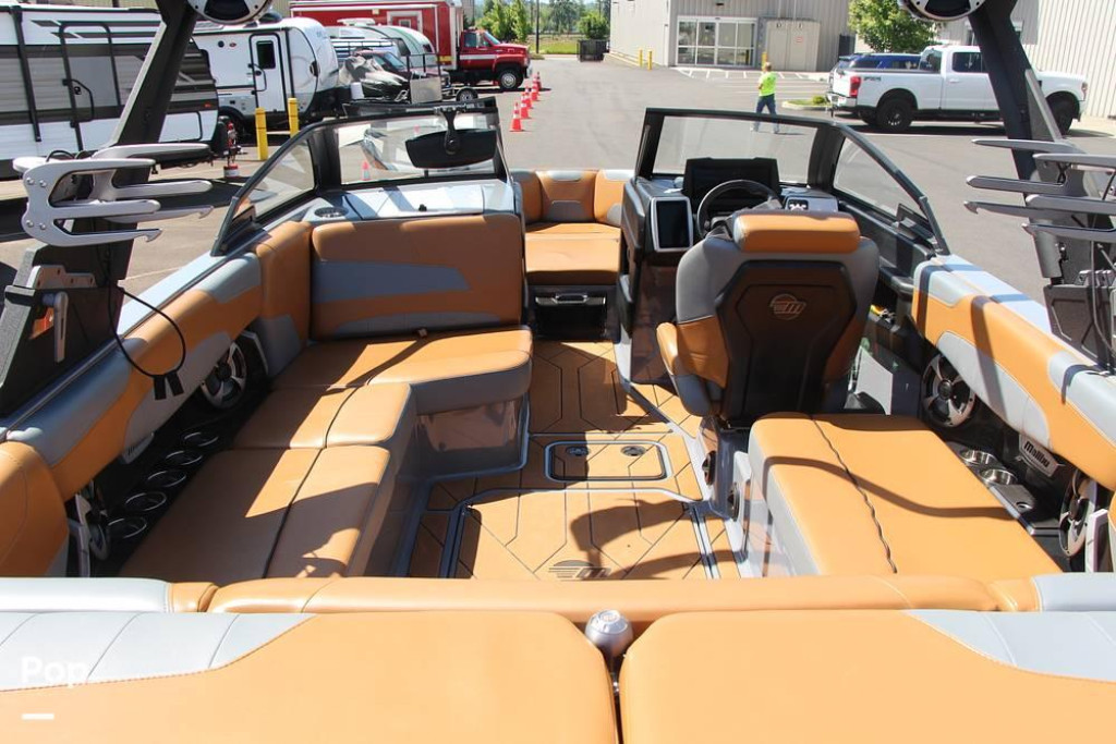 Malibu Wakesetter 22 LSV