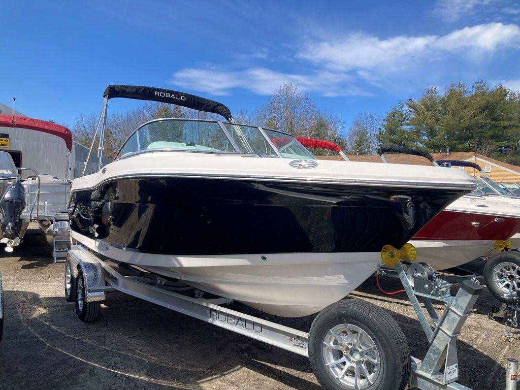 Robalo R207
