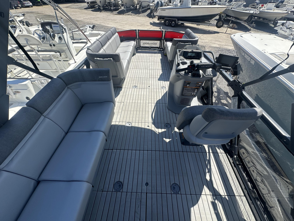 Sea Doo Switch Cruise 21'