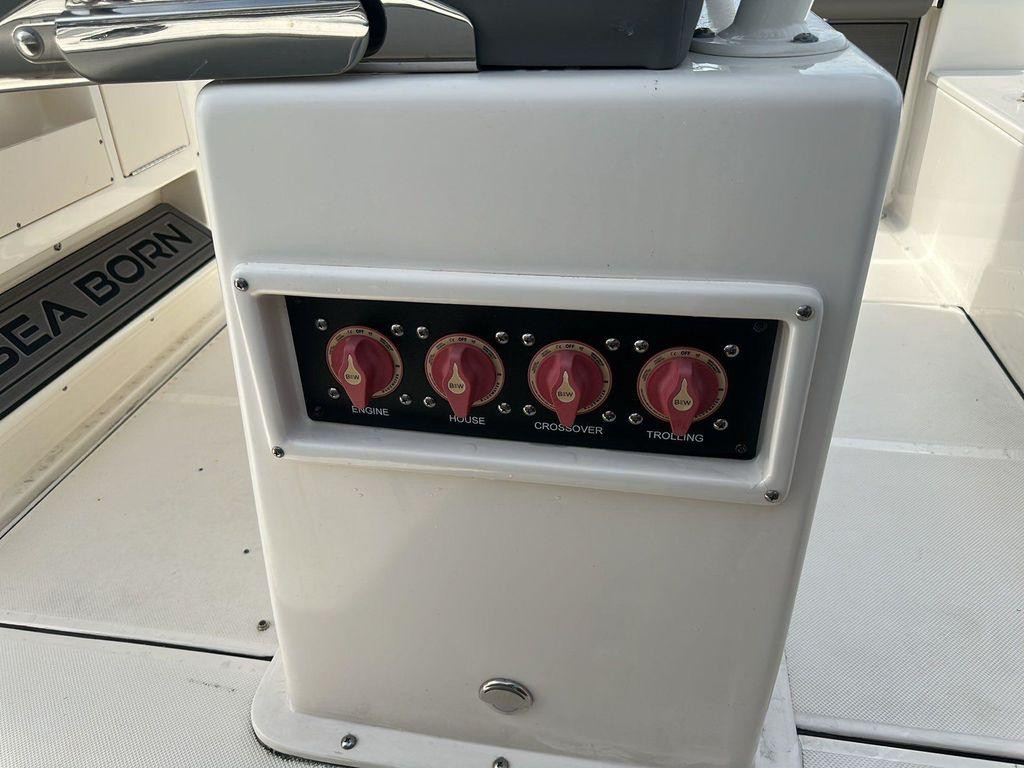 Sea Born LX22 Center Console LE