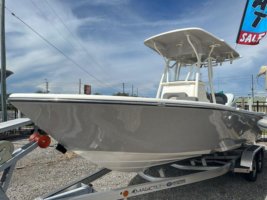 Sea Born LX22 Center Console LE
