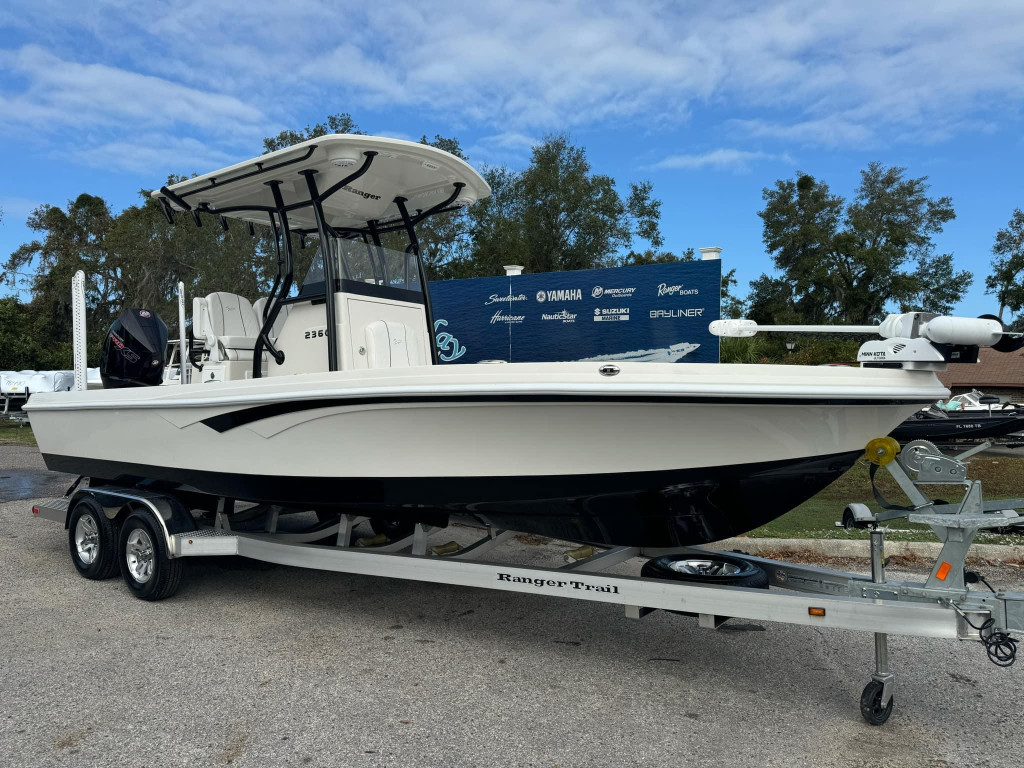 Ranger 2360 Bay