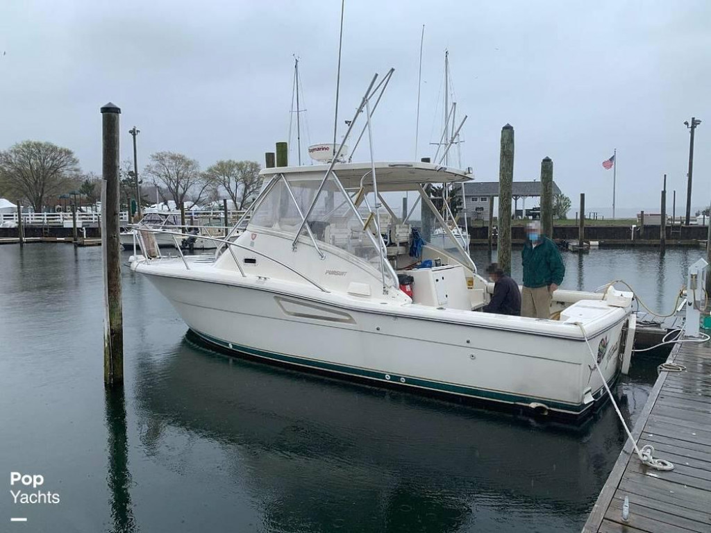 Pursuit 3000 Offshore