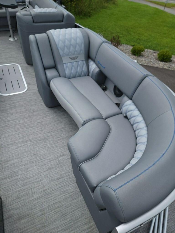 Bennington RX Sport Series 23