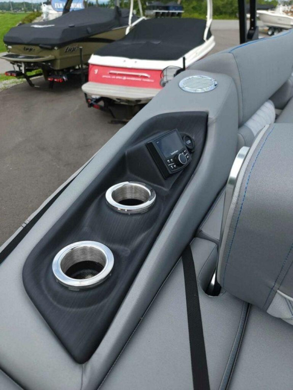 Bennington RX Sport Series 23