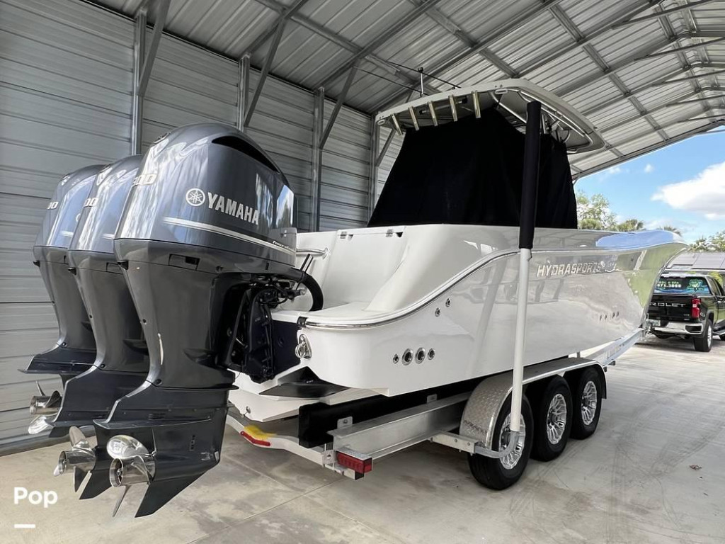 Hydra Sports Vector 3300