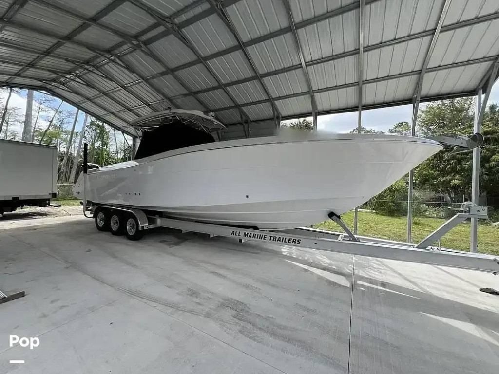 Hydra Sports Vector 3300