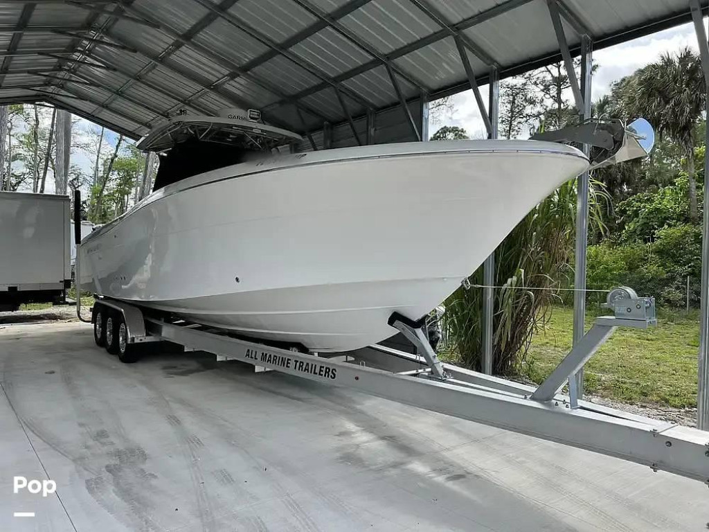 Hydra Sports Vector 3300