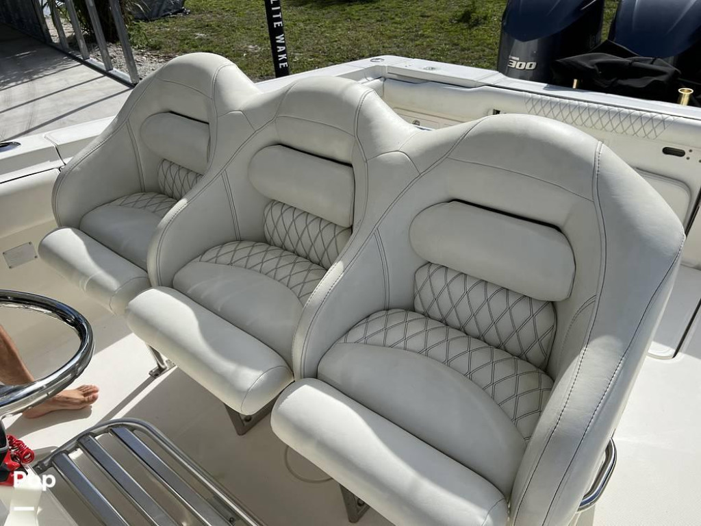 Hydra Sports Vector 3300