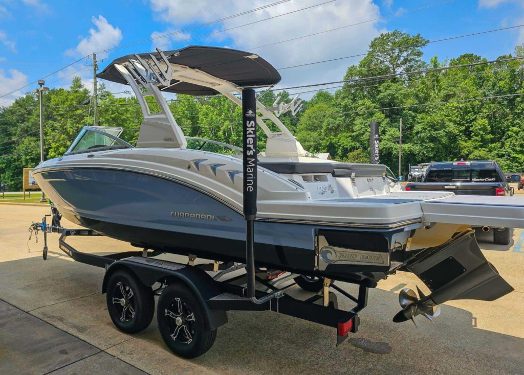 Chaparral 23 SURF