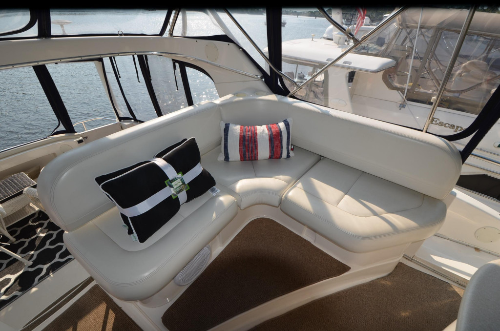 Silverton 43 Motor Yacht